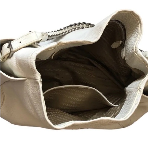 Prada Vitello Daino leather hobo with chain strap Authentic, EUC - Picture 3 of 16